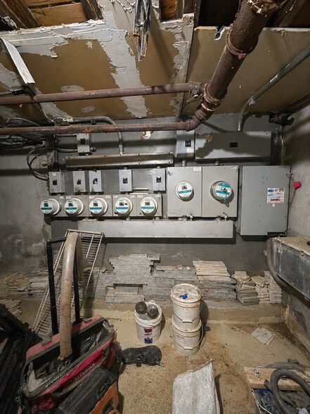 More Photos Of 661 Central Ave, Brooklyn Storefront Retail Residential For Sale