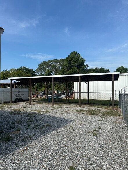 More Photos Of 904 Pine Ave, Eufaula Warehouse For Sale