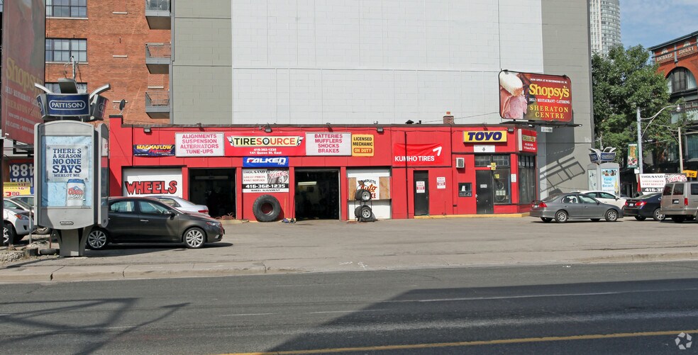More Photos Of 141 Queen St E, Toronto Freestanding For Lease