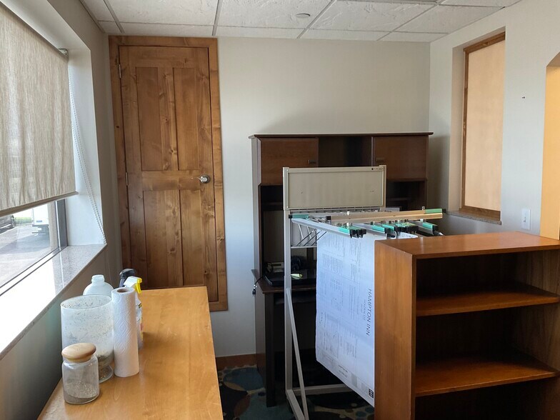More Photos Of 7390 S Fraser St, Centennial Warehouse For Sale