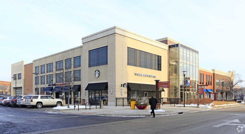 More Photos Of 595 Village Center Dr, Burr Ridge Storefront For Lease