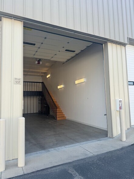 More Photos Of 4125 S Gekeler Ln, Boise Self Storage For Lease