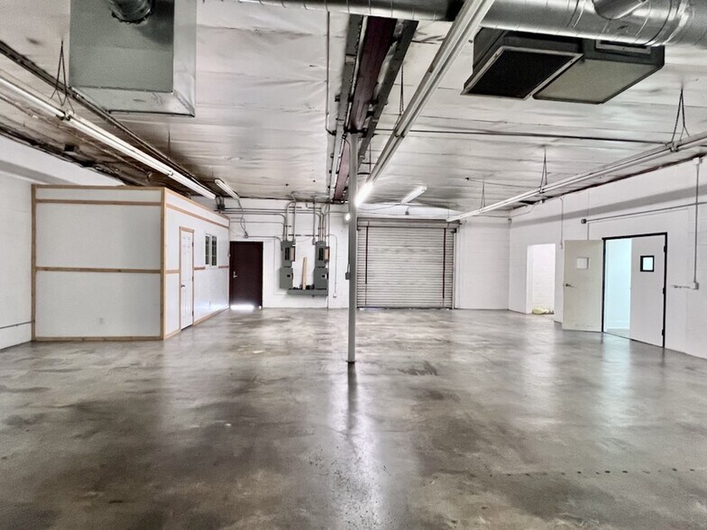 More Photos Of 144 E Santa Clara St, Arcadia Warehouse For Lease