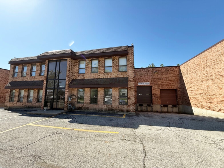 More Photos Of 4059-4081 Joseph Dr, Waukegan Light Distribution For Sale
