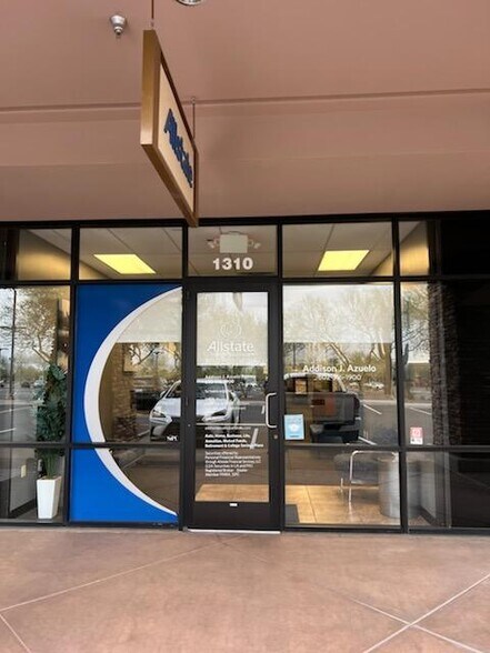 More Photos Of 25546 N Lake Pleasant Pky, Peoria General Retail For Lease