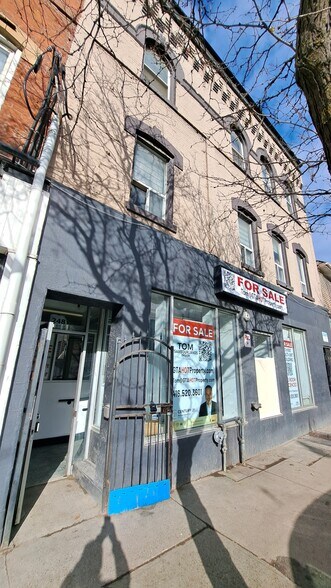 More Photos Of 248 Queen St E, Toronto Storefront For Sale