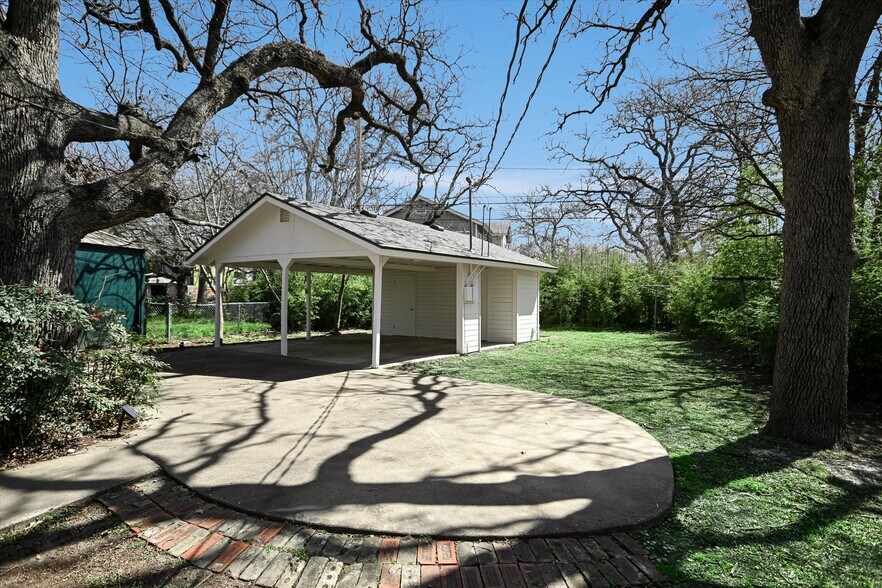 More Photos Of 3203 Lafayette Ave, Austin Specialty For Sale