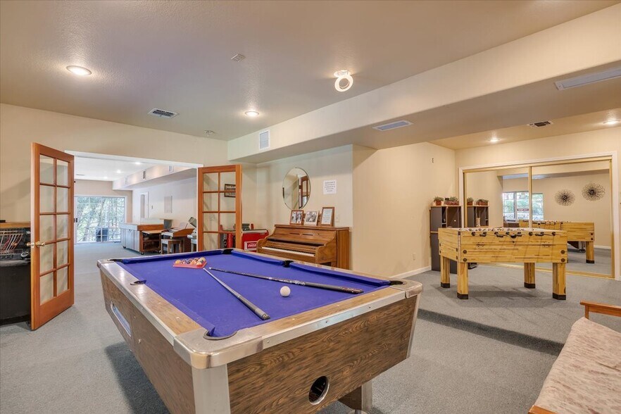 More Photos Of 22732 Middle Camp rd, Sonora Hotel For Sale