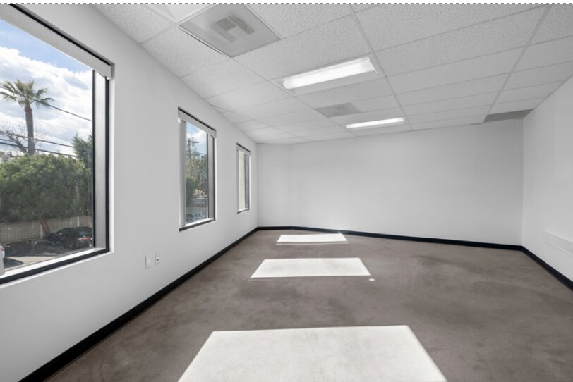 More Photos Of 4111 Lankershim Blvd, North Hollywood Loft Creative Space For Sale