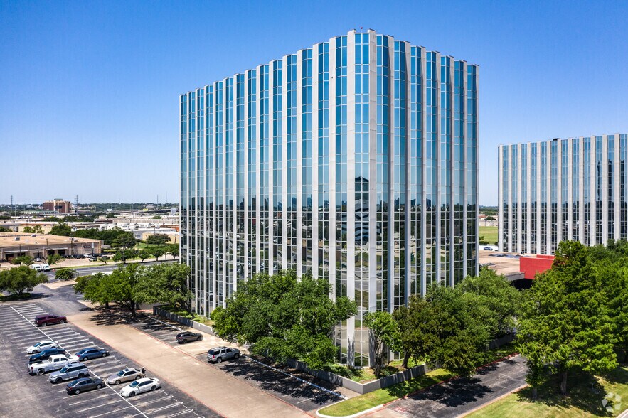 More Photos Of , Dallas Office For Sale