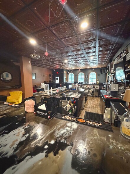 More Photos Of 9 Green St, Taunton Restaurant For Sale