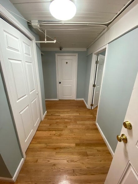 More Photos Of 100 Felton St, Waltham Light Distribution For Sale