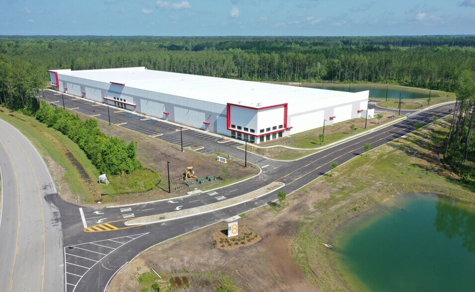 More Photos Of 912 Autonomous Dr, Ridgeville Distribution For Lease