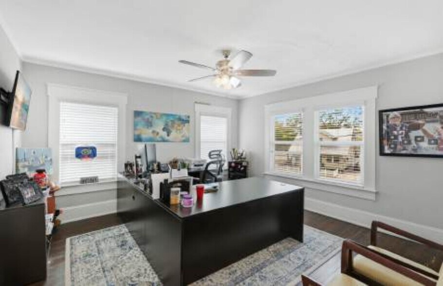 More Photos Of 1322 3rd Ave W, Bradenton Office Residential For Sale