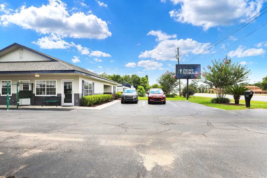 Primary Photo Of 1130 W Nine Mile Rd, Pensacola Self Storage For Lease