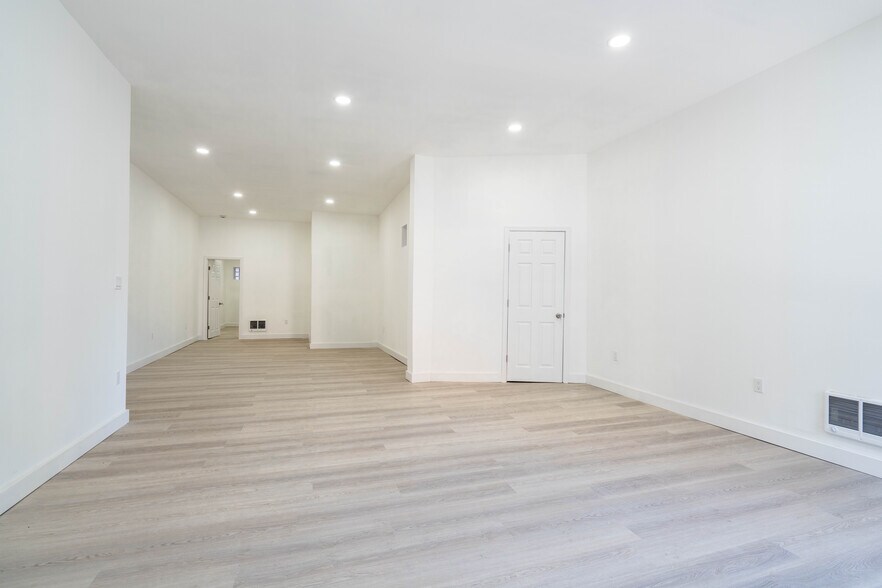 More Photos Of 6319 Germantown Ave, Philadelphia Office Residential For Sale