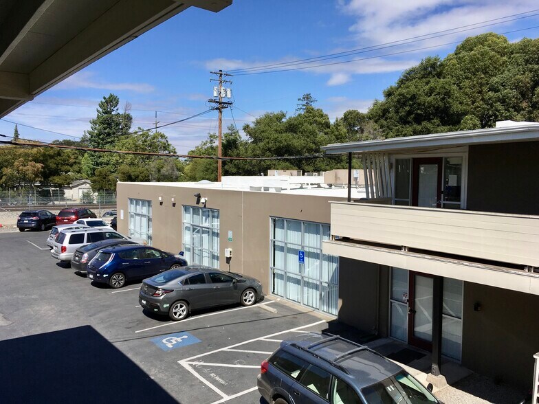More Photos Of 2181 Park Blvd, Palo Alto Office For Lease