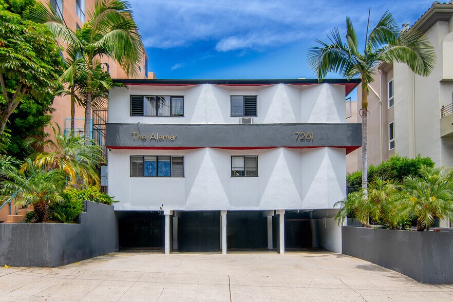 More Photos Of , Los Angeles Multifamily For Sale
