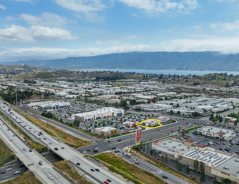 More Photos Of 18310 Collier Ave, Lake Elsinore Restaurant For Sale