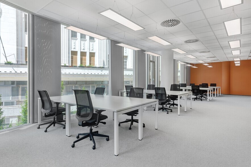 More Photos Of 301-303 W Broadway Ave, Enid Coworking Space