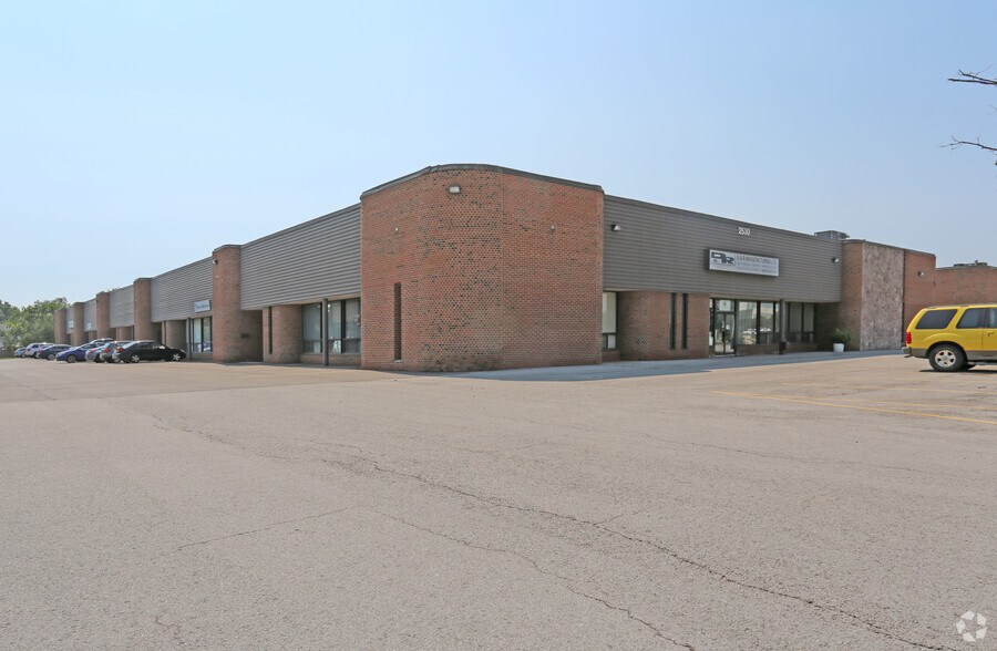 Primary Photo Of 2530 Speers Rd, Oakville Light Distribution For Lease