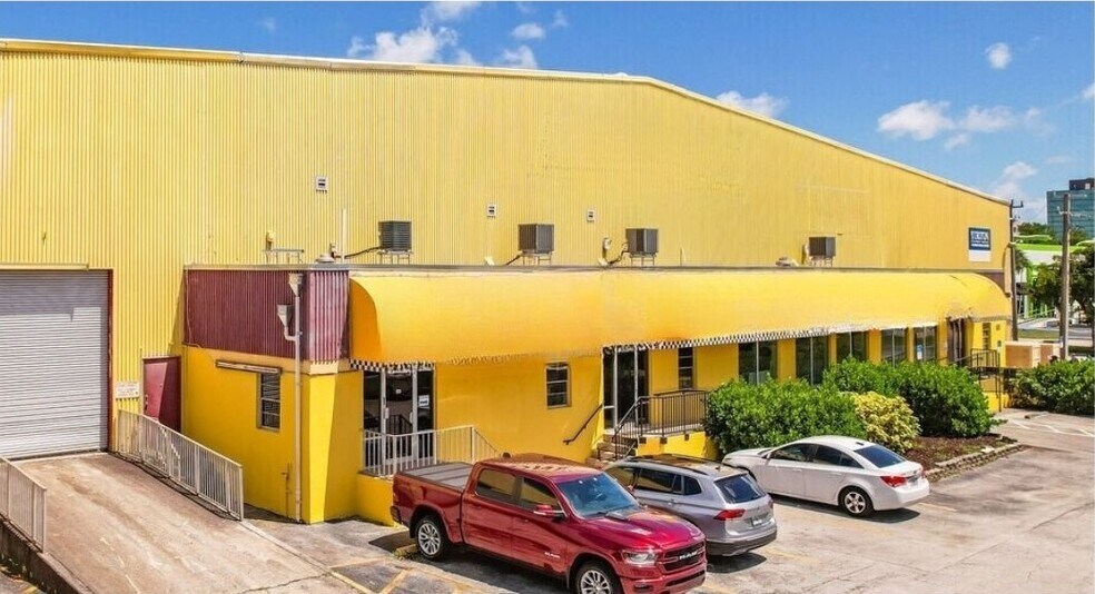 More Photos Of 6520-6560 NW 9th Ave, Fort Lauderdale Warehouse For Lease