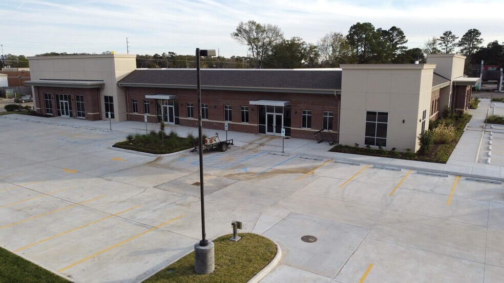 Primary Photo Of 4845 Main St, Zachary Medical For Lease