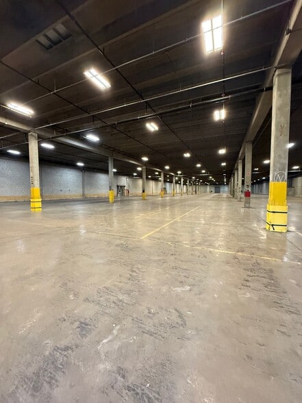 More Photos Of 3700 Village Ave, Norfolk Distribution For Lease