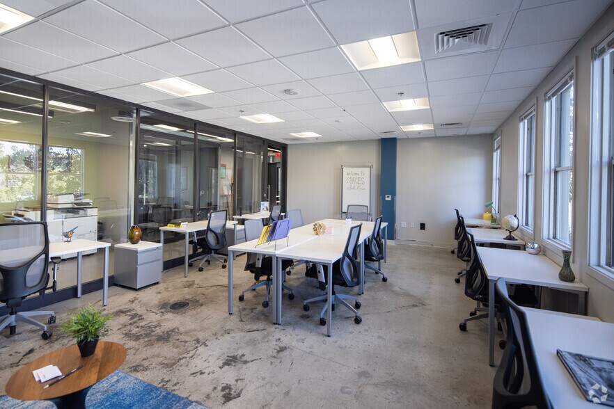 Photo of 2nd Floor Ste Coworking Dedicated