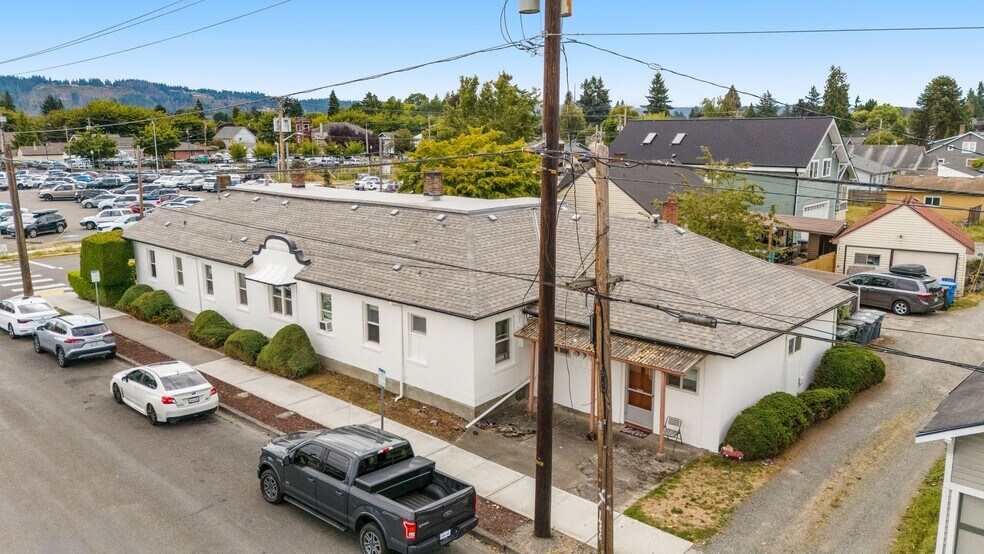 More Photos Of 824 Kincaid Ave, Sumner Apartments For Sale
