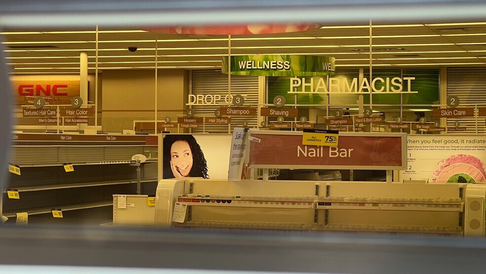 More Photos Of 1533 E Pembroke Ave, Hampton Drugstore For Lease