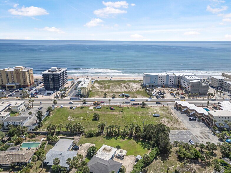More Photos Of 1012 Atlantic Ave, Daytona Beach Land For Sale