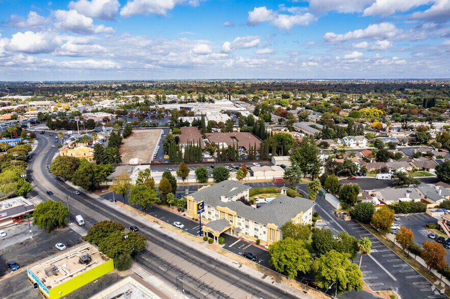 More Photos Of 2025 W Orangeburg Ave, Modesto Hotel For Sale