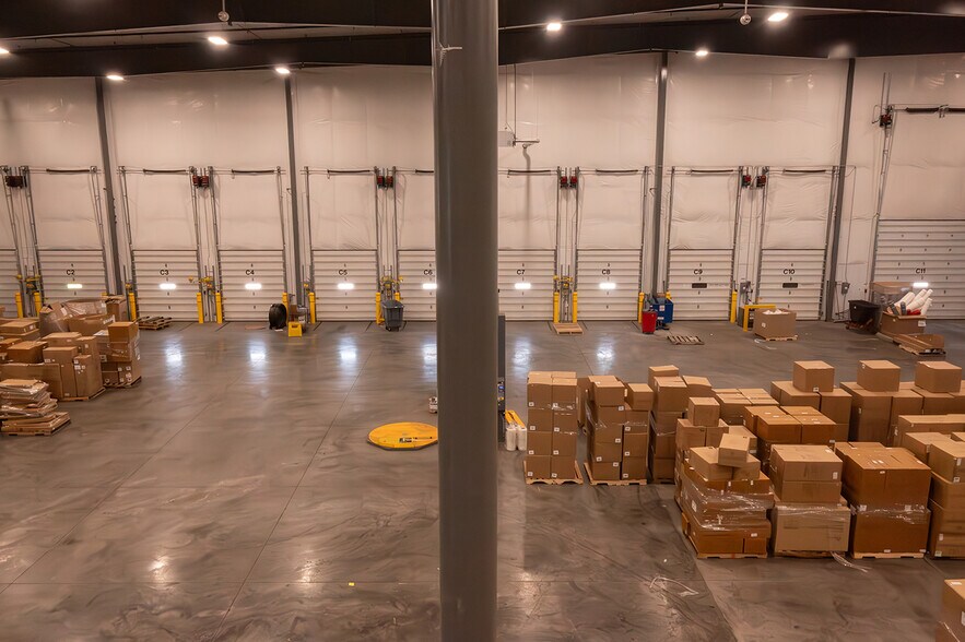 More Photos Of 2537 County Line rd, Eau Claire Manufacturing For Lease