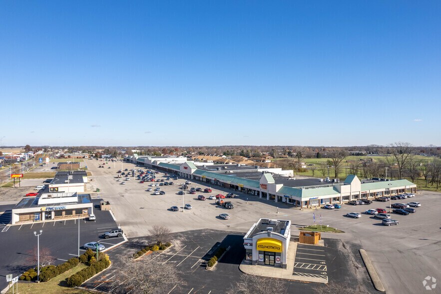 More Photos Of 40-330 Washington Sq, Washington Court House Unknown For Lease