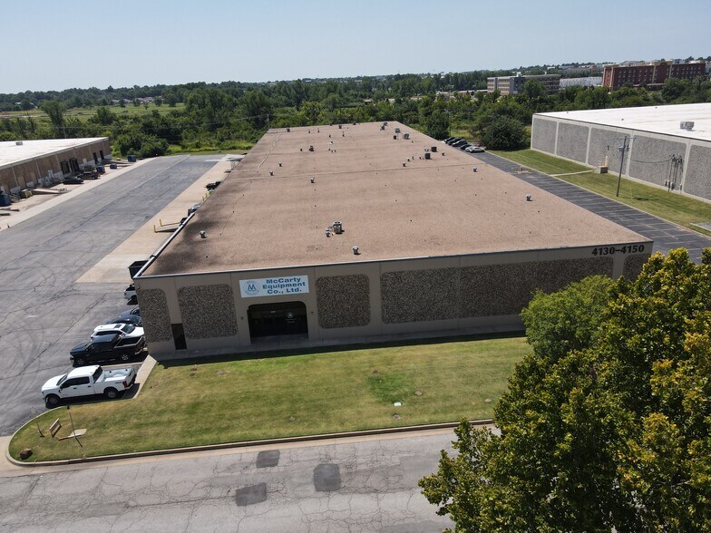 More Photos Of 4130-4150 Will Rogers Pky, Oklahoma City Warehouse For Lease