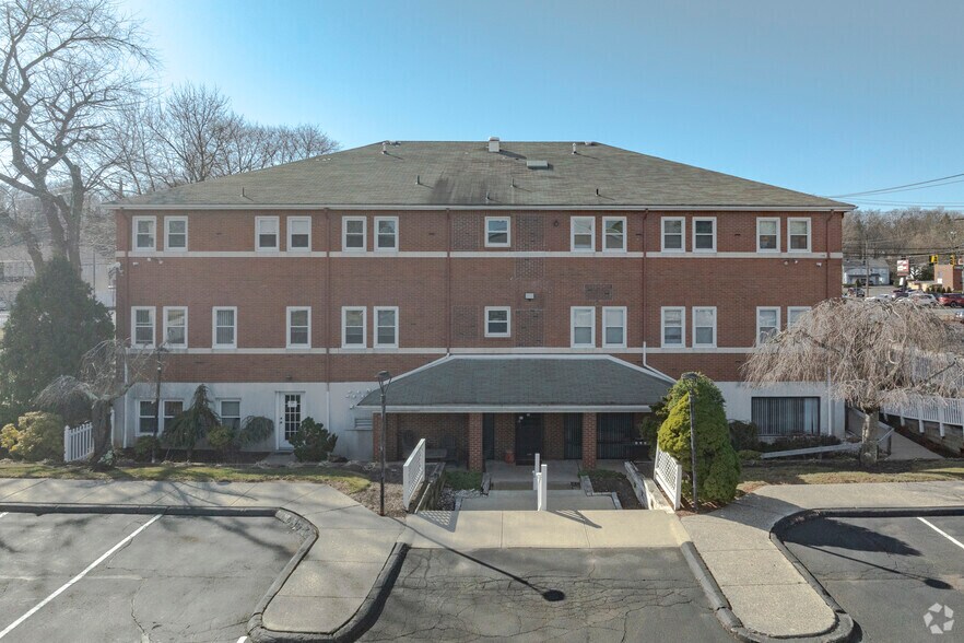 More Photos Of 295-299 Washington Ave, Hamden Medical For Lease