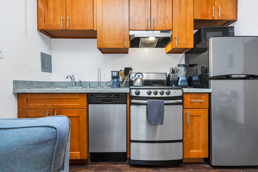 More Photos Of 1163 Pine St, San Francisco Apartments For Sale