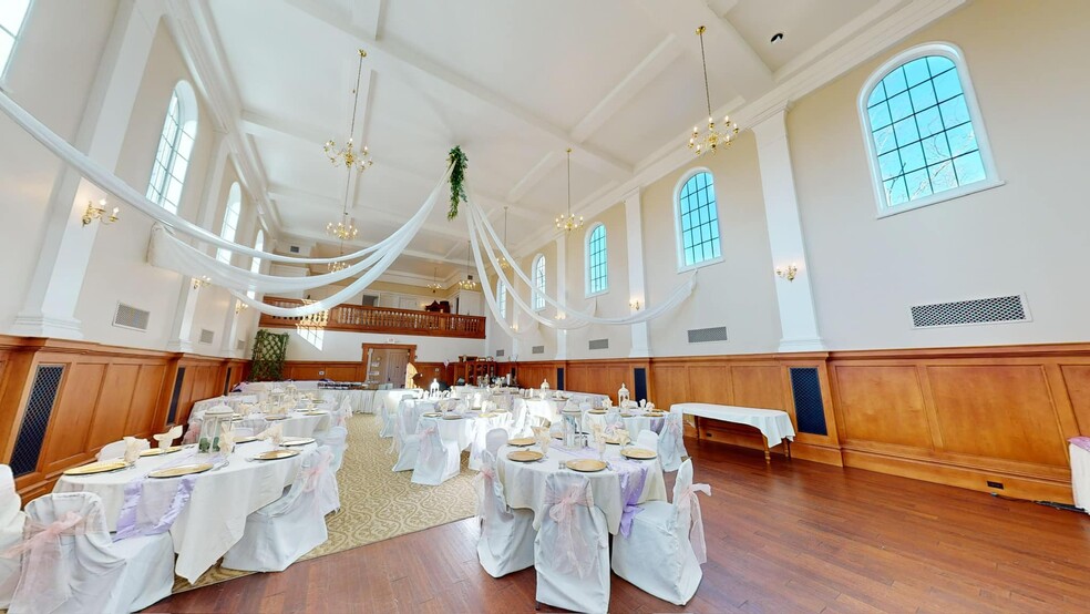 More Photos Of 195 State Route 151, Smithfield Hospitality For Sale