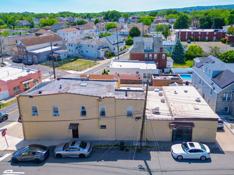 More Photos Of 33 Olympia Blvd, Staten Island Storefront Retail Residential For Sale