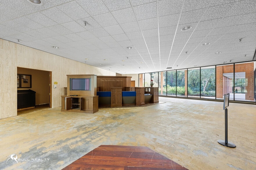 More Photos Of 458 Whitfield St, Fayetteville Manufacturing For Lease