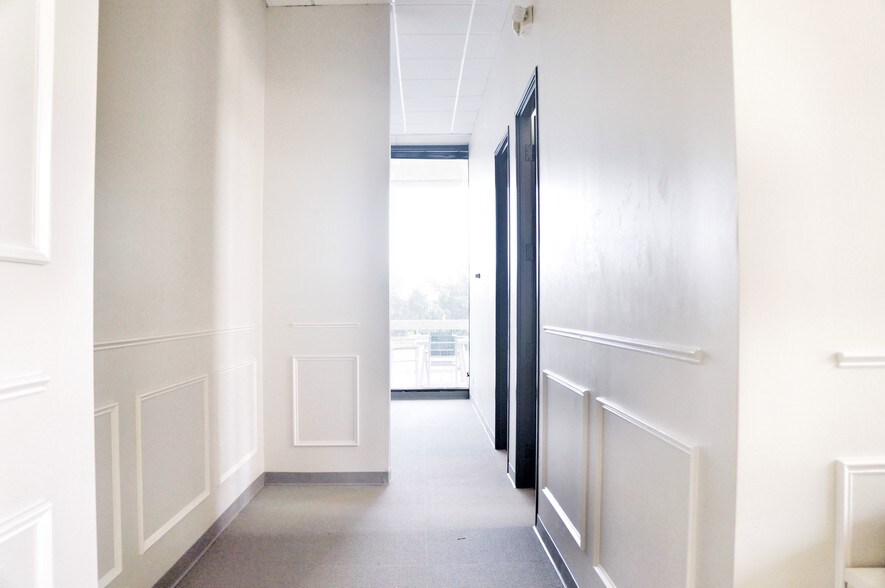 More Photos Of 13601 Preston Rd, Dallas Office For Sale