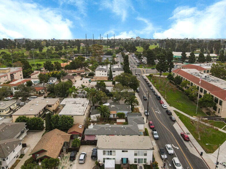 More Photos Of 4409 E 10th St, Long Beach Apartments For Sale