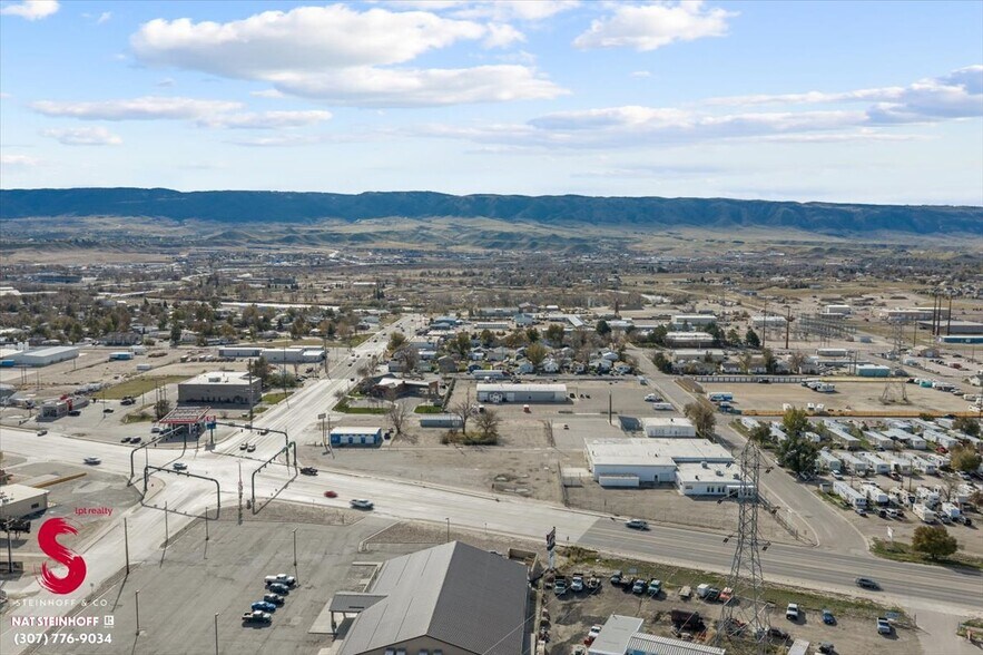 More Photos Of 4113 W Yellowstone Hwy, Casper Flex For Sale