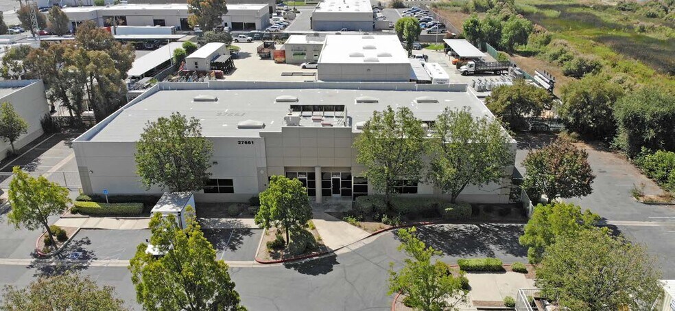 Primary Photo Of 27661-27663 Commerce Center Dr, Temecula Warehouse For Lease