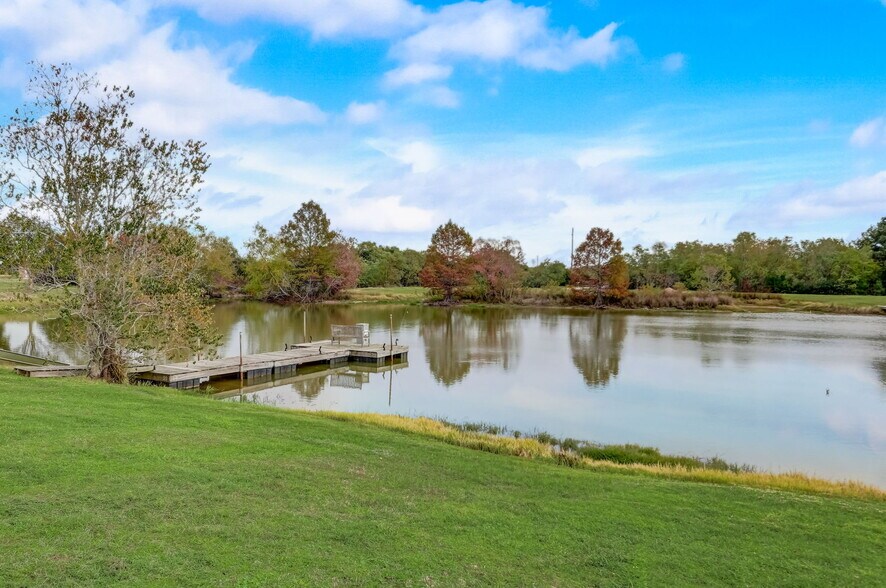 More Photos Of 18703 Hopfe Rd, Hockley Land For Sale