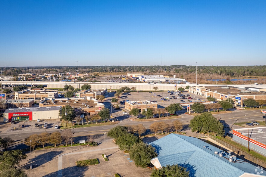 More Photos Of 14020-14090 FM-2920, Tomball Unknown For Lease