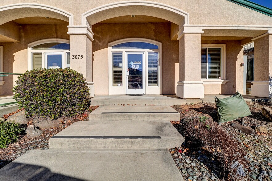 More Photos Of 3075 Crossroads Dr, Redding Light Distribution For Sale