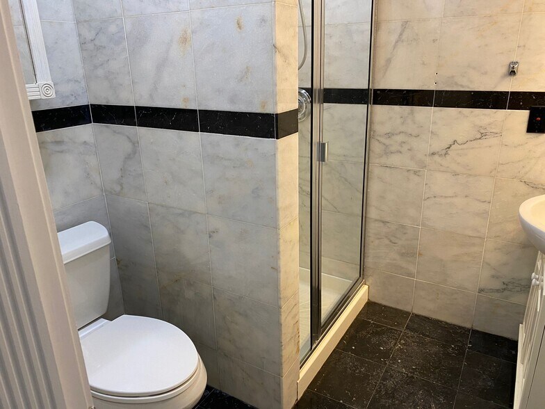 More Photos Of 641 President St, Brooklyn Apartments For Lease