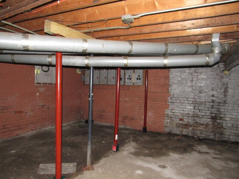 More Photos Of 932 Wheelock Rd, Cleveland Apartments For Sale